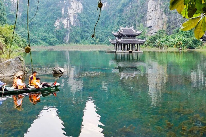 Bai Dinh Pagoda - Trang An - Mua Cave (Full Day Tour)