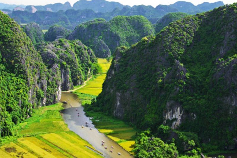 Hanoi - Hoa Lu - Tam Coc - Halong 5D4N