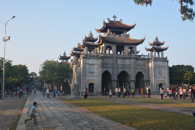 Hoa Lu Tam Coc Full Day Tour From Hanoi