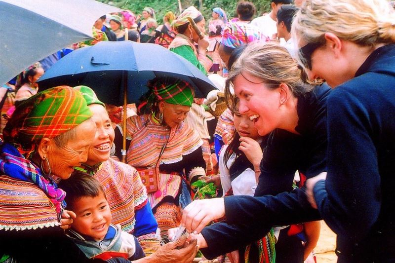 Sapa - Bac Ha Market 2 days 1 night from Hanoi